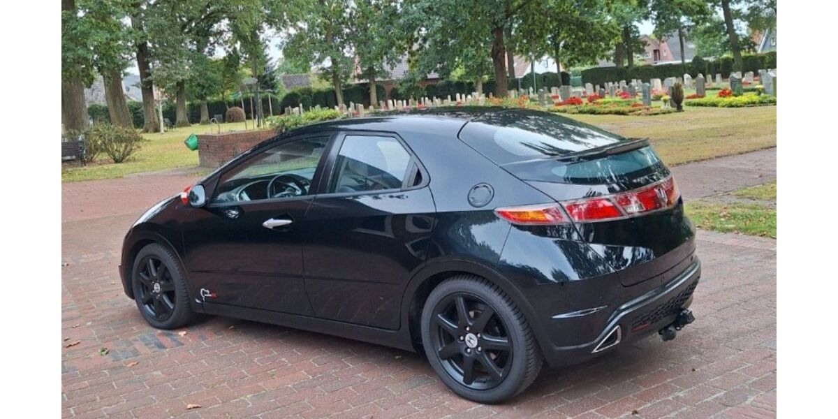 Honda Civic 161.000 km 7.500 &euro; Oldenburg 26121