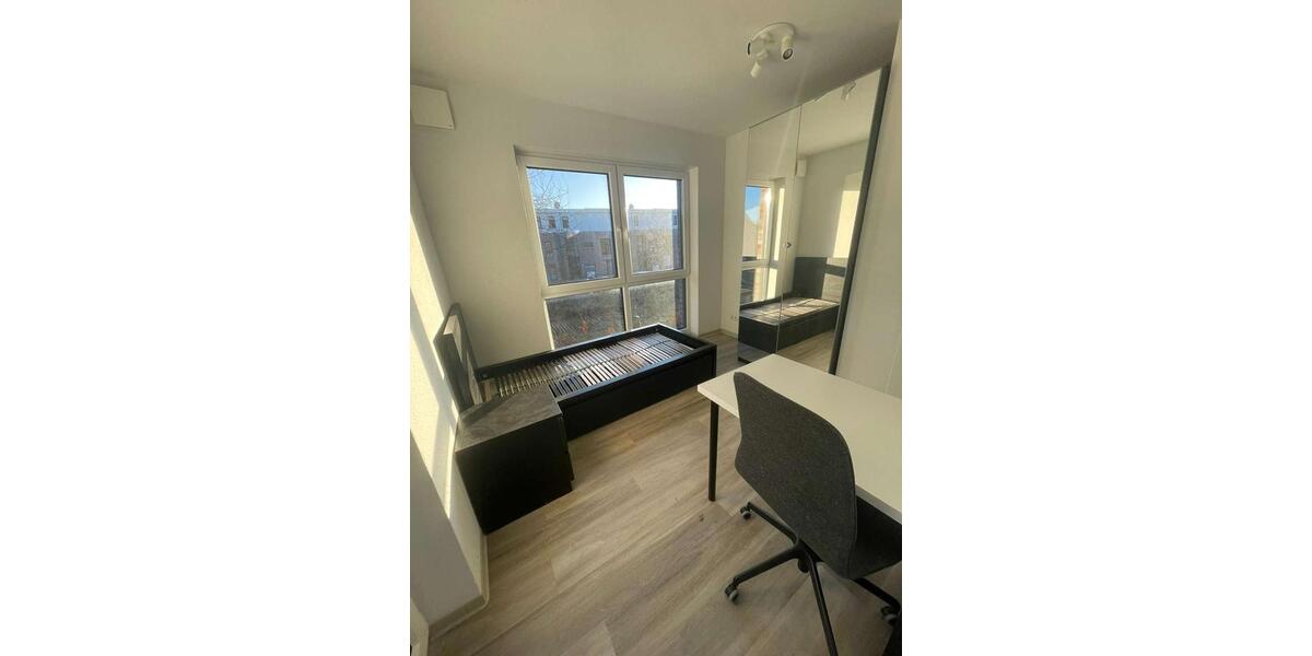 Borkumer Ring: Exklusive 5-ZKB Masionette-Wohnung in Oldenburg 5 zimmer