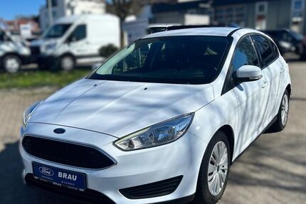 Ford Focus 68.160 km 8.990 &euro; Oldenburg 26122
