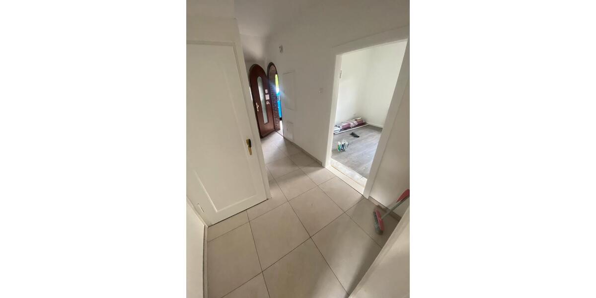 Einfamilienhaus Westerstede - 7 Zimmer, 140 m&sup2;, 1.350&euro; | Angebot:26700533