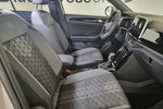 VW T-Roc R-Line 2025 LED-Matrix IQ Kamera VIC DSG 30.400 km 27.500 &euro; Garrel 49681