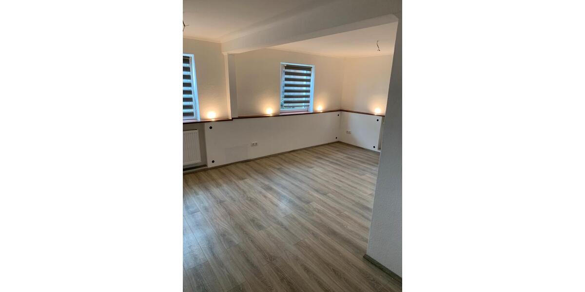Etagenwohnung Elsfleth - 3 Zimmer, 80 m&sup2;, 550&euro; | Angebot:26416671