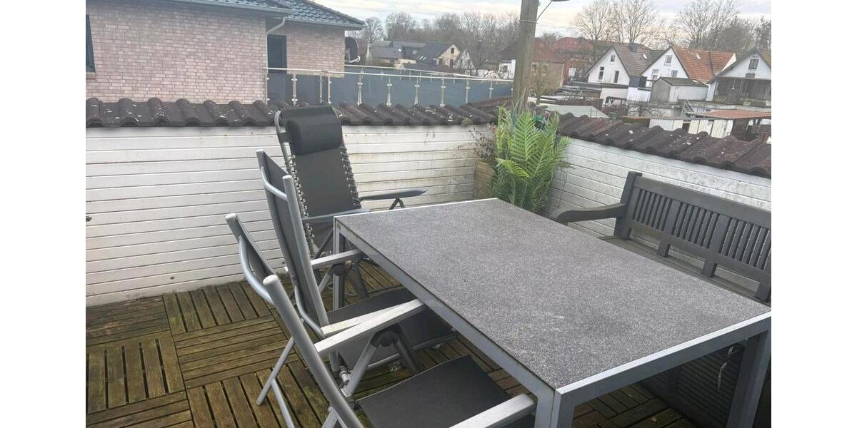 Anfragestopp!!! Attraktive Obergeschosswohnung 3 zimmer