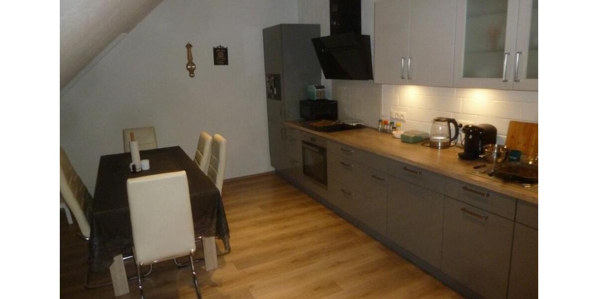 Etagenwohnung Friesoythe - 4 Zimmer, 160 m&sup2;, 750&euro; | Angebot:23167422