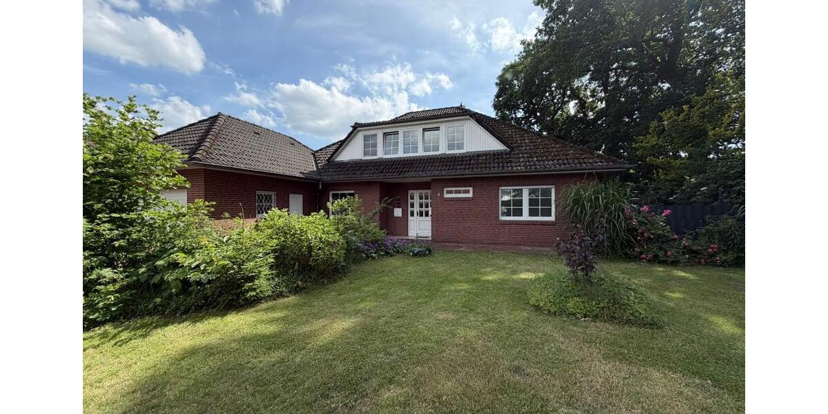 Einfamilienhaus Rastede - 9 Zimmer, 254 m&sup2;, 645.000&euro; | Angebot:26943893