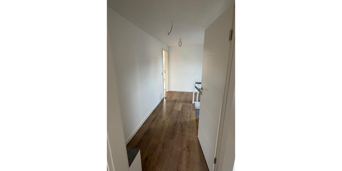 Haushälfte zur Miete in Westerstede (Gießelhorst) 4 zimmer