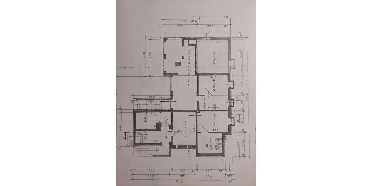 Vielseitiges Mehrfamilienhaus mit Entwicklungspotenzial in Oldenburg-Kreyenbrück 1 zimmer