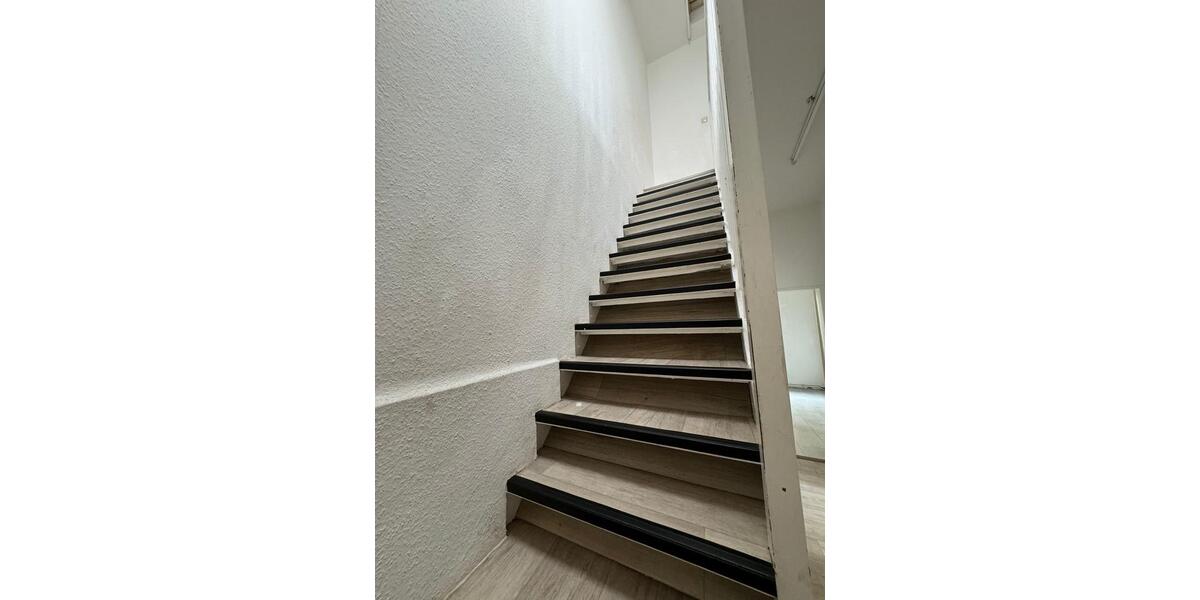 Miete: Doppelhaushälfte in Delmenhorst mit Terasse 4 zimmer