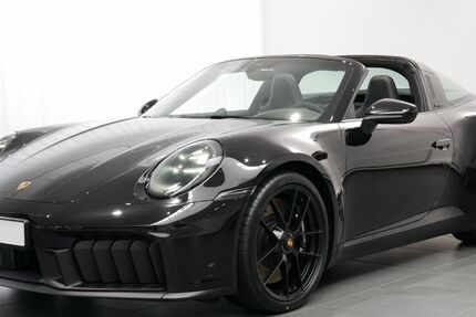Porsche 992 4.900 km 202.890 &euro; Oldenburg 26123