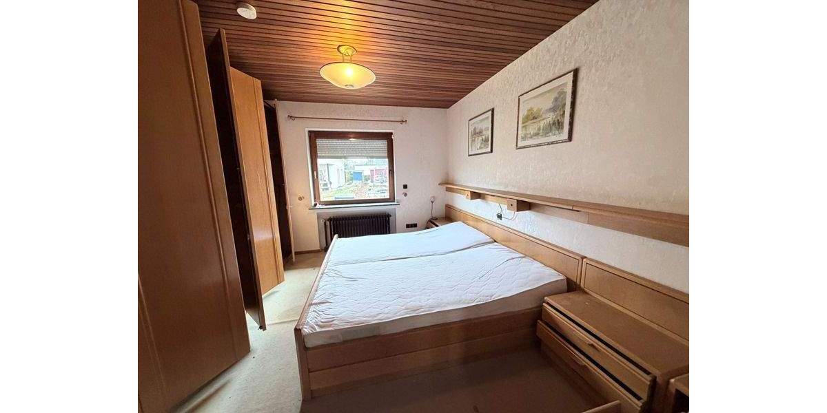 Einfamilienhaus Schwanewede / Neuenkirchen Neuenkirchen - 8 Zimmer, 239 m&sup2;, 319.000&euro; | Angebot:26160539