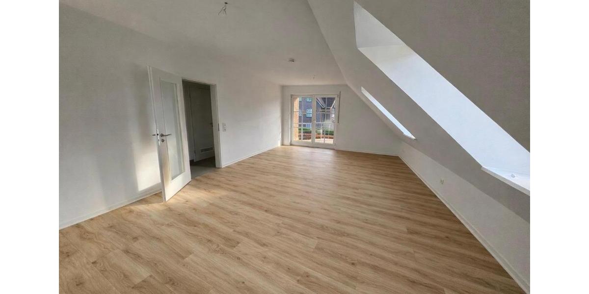 Dachgeschoßwohnung Westerstede - 3 Zimmer, 81 m&sup2;, 995&euro; | Angebot:25637489