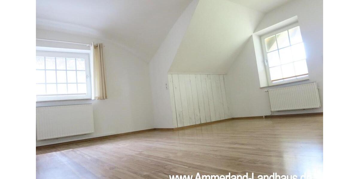 Bauernhaus, Landhaus Westerstede - 10 Zimmer, 310 m&sup2;, 659.000&euro; | Angebot:25377851
