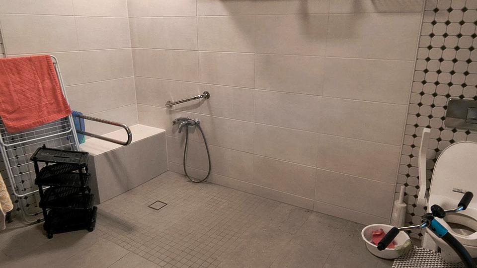 Einfamilienhaus Jade - 10 Zimmer, 315 m&sup2;, 395.000&euro; | Angebot:26321102