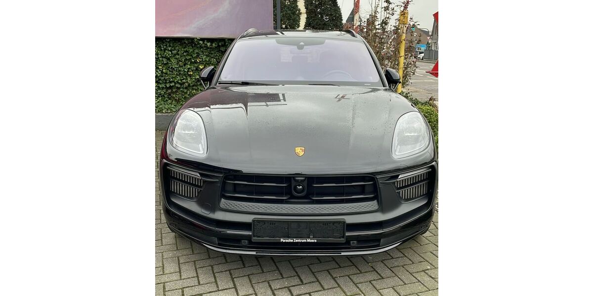 Porsche Macan 38.500 km 82.500 &euro; Oldenburg 26131