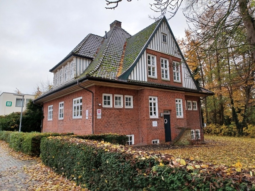 Bieterverfahren: Altes Kapitänshaus in zentraler Lage in Brake 11 zimmer