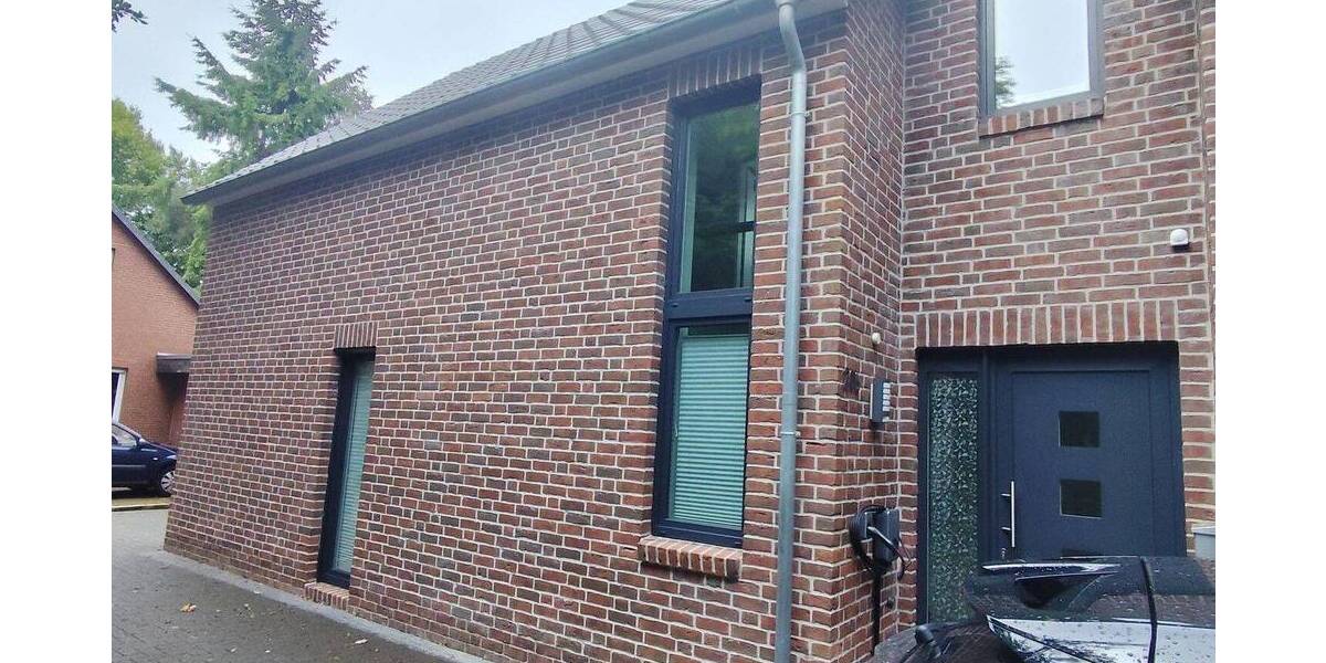 sehr gepflegte Doppelhaushälfte , 5 Jahre jung , von privat 4 zimmer