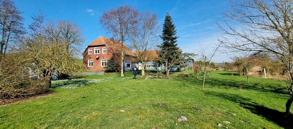Haus zum Kaufen in Jade 499.000 € 404 m²