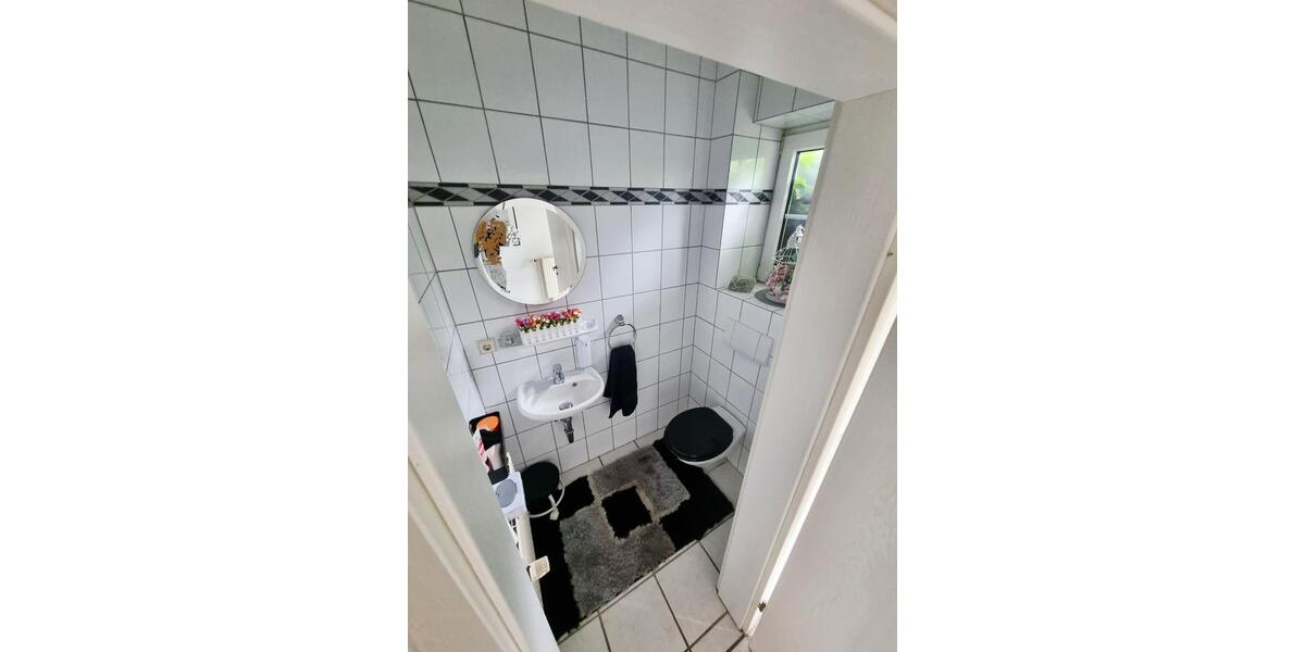Doppelhaushälfte Bad Zwischenahn - 4 Zimmer, 111 m&sup2;, 399.000&euro; | Angebot:27183563