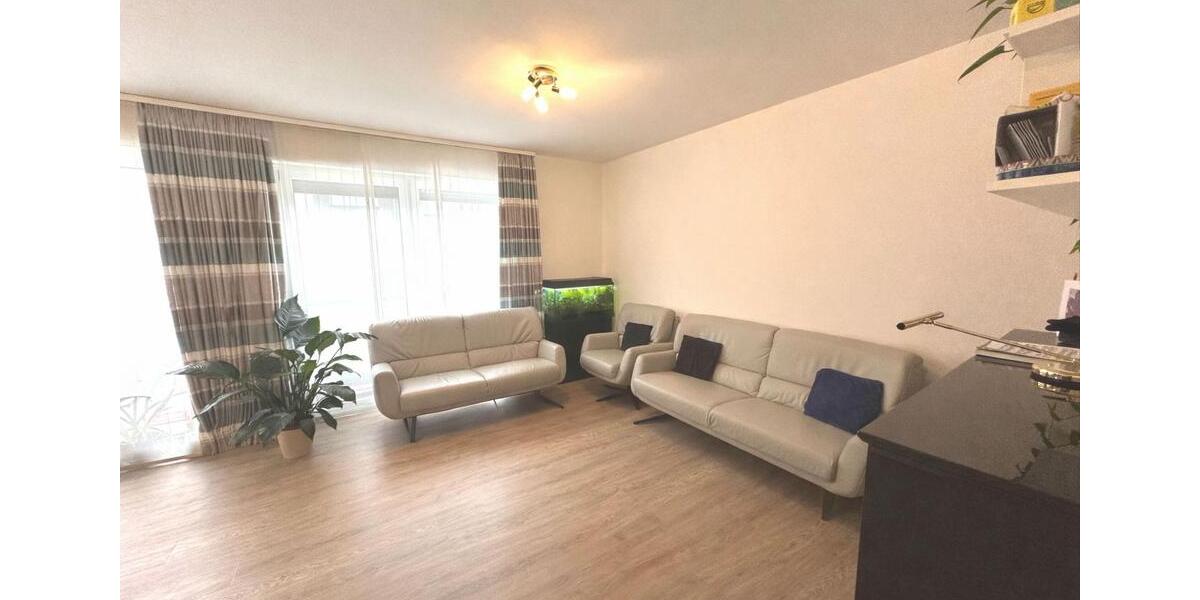 Reihenhaus Oldenburg Eversten - 5 Zimmer, 144 m&sup2;, 1.800&euro; | Angebot:24816573