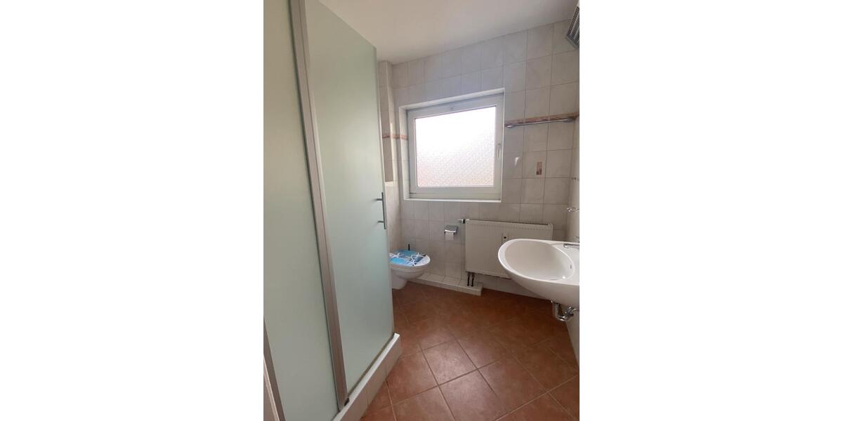 Dachgeschoßwohnung Bad Zwischenahn - 4 Zimmer, 90 m&sup2;, 700&euro; | Angebot:25383144