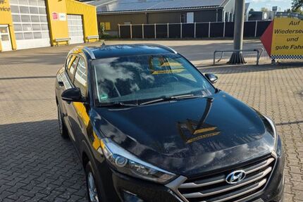 Hyundai TUCSON 128.000 km 11.990 &euro; Delmenhorst 27755