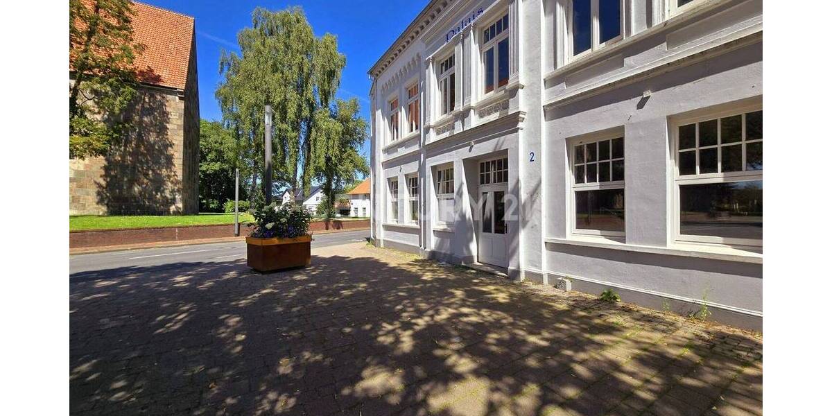 Gewerbeobjekt Varel - 6 Zimmer, 229.500&euro; | Angebot:25696195