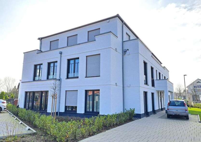 Wohnung zum Mieten in Bad Zwischenahn 940 € 70.56 m²