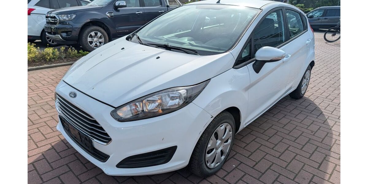 Ford Fiesta 171.610 km 5.790 &euro; Hude 27798