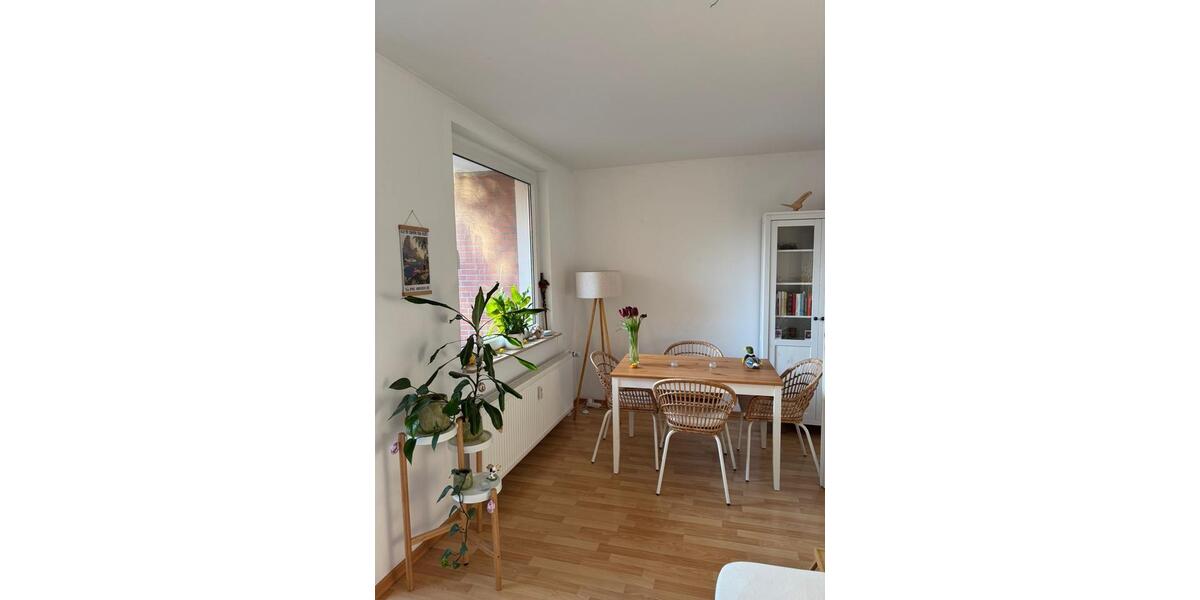 Etagenwohnung Oldenburg Bloherfelde - 3 Zimmer, 75 m&sup2;, 1.100&euro; | Angebot:26252508