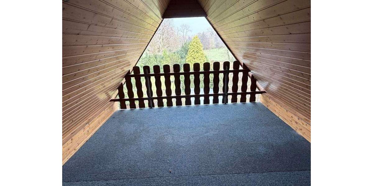 Einfamilienhaus Schwanewede / Neuenkirchen Neuenkirchen - 8 Zimmer, 239 m&sup2;, 319.000&euro; | Angebot:26160539