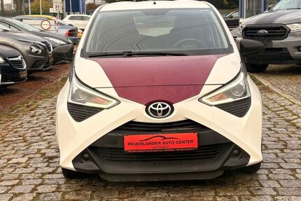 Toyota Aygo (X) 87.000 km 9.350 € Bremen 28199