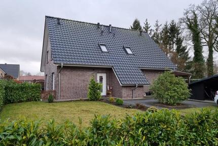 DHH in schöner Siedlungslage Altenoythe zimmer