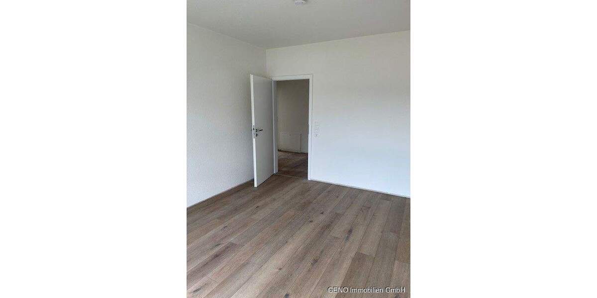 Attraktive Doppelhaushälte zu vermieten 6 zimmer