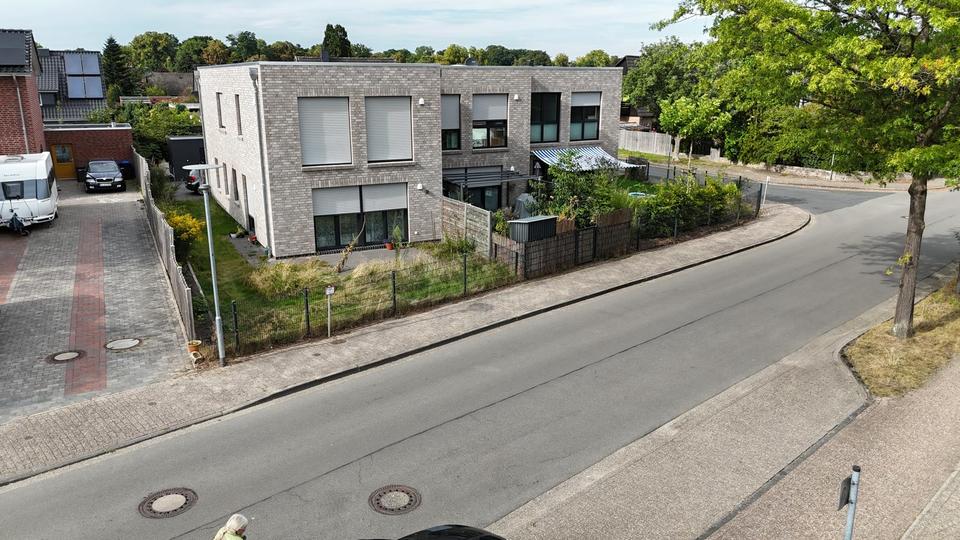 Reihenhaus Oldenburg Etzhorn - 5 Zimmer, 140 m&sup2;, 1.800&euro; | Angebot:25754008