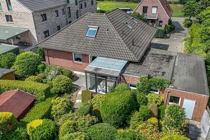 Haus zum Kaufen in Rastede 380.000 € 185.97 m² 5 zimmer