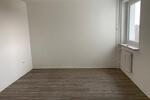Helle 2-Zimmer-Wohnung mit Balkon zimmer