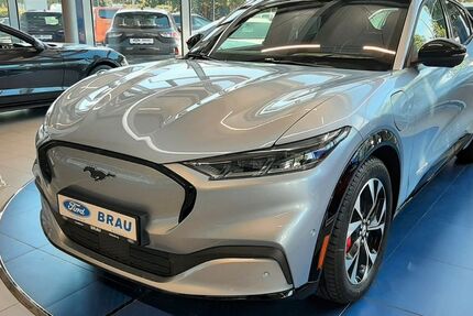 Ford Mustang Mach-E 39.999 km 37.990 &euro; Oldenburg 26122