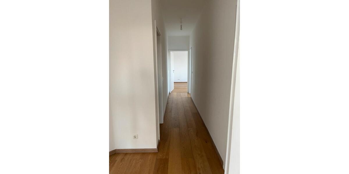 Etagenwohnung Oldenburg Bloherfelde - 2 Zimmer, 81 m&sup2;, 980&euro; | Angebot:25055188