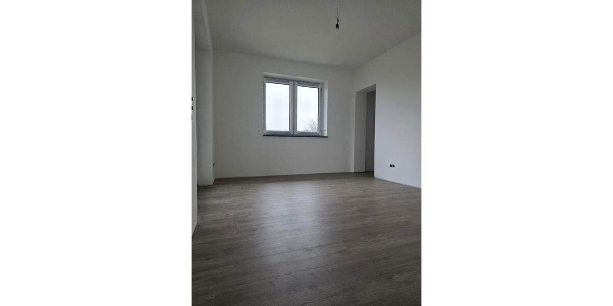 Etagenwohnung Garrel - 2 Zimmer, 75 m&sup2;, 825&euro; | Angebot:26170609