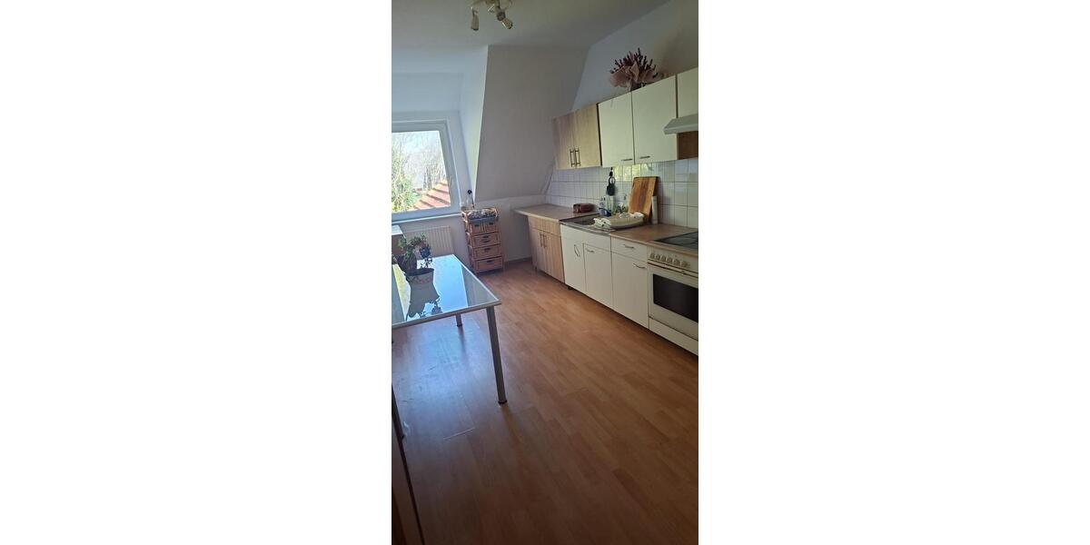 Etagenwohnung Berne - 3 Zimmer, 111 m&sup2;, 930&euro; | Angebot:25883600