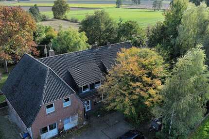 Haus zum Kaufen in Edewecht-Osterscheps 529.000 € 310 m² 11 zimmer