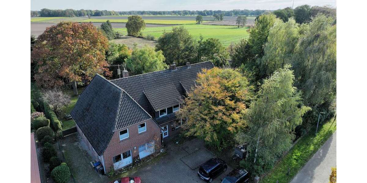 Haus zum Kaufen in Edewecht-Osterscheps 529.000 € 310 m² 11 zimmer