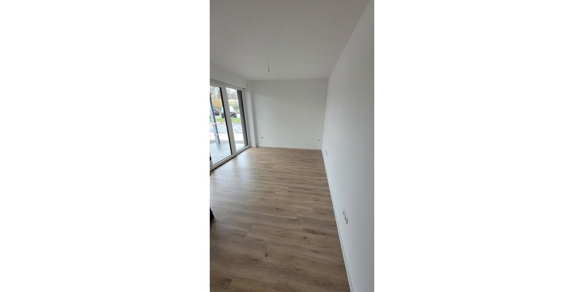 Erdgeschoßwohnung Jade - 3 Zimmer, 75 m&sup2;, 548&euro; | Angebot:25542267