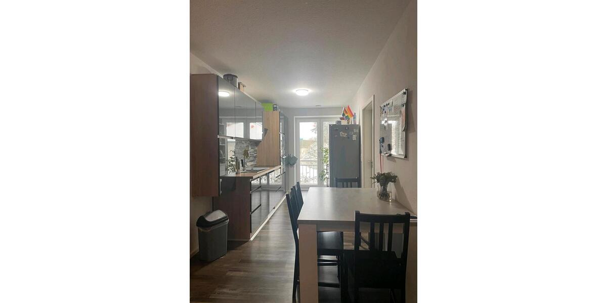 WG-Zimmer in moderner Neubauwohnung 5 zimmer