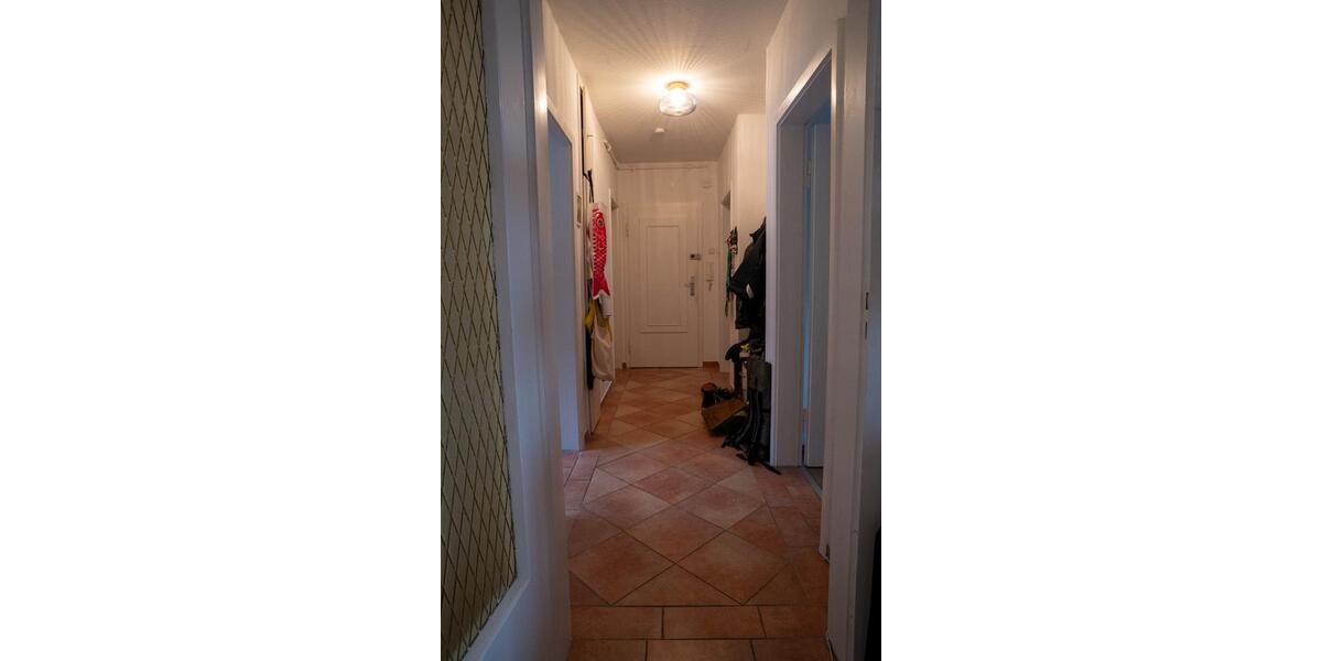 Etagenwohnung Brake (Unterweser) - 3 Zimmer, 75 m&sup2;, 115.000&euro; | Angebot:25641396