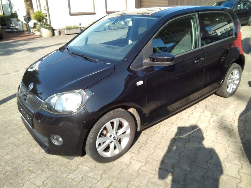 Skoda Citigo 111.351 km 8.299 € Cloppenburg 49661