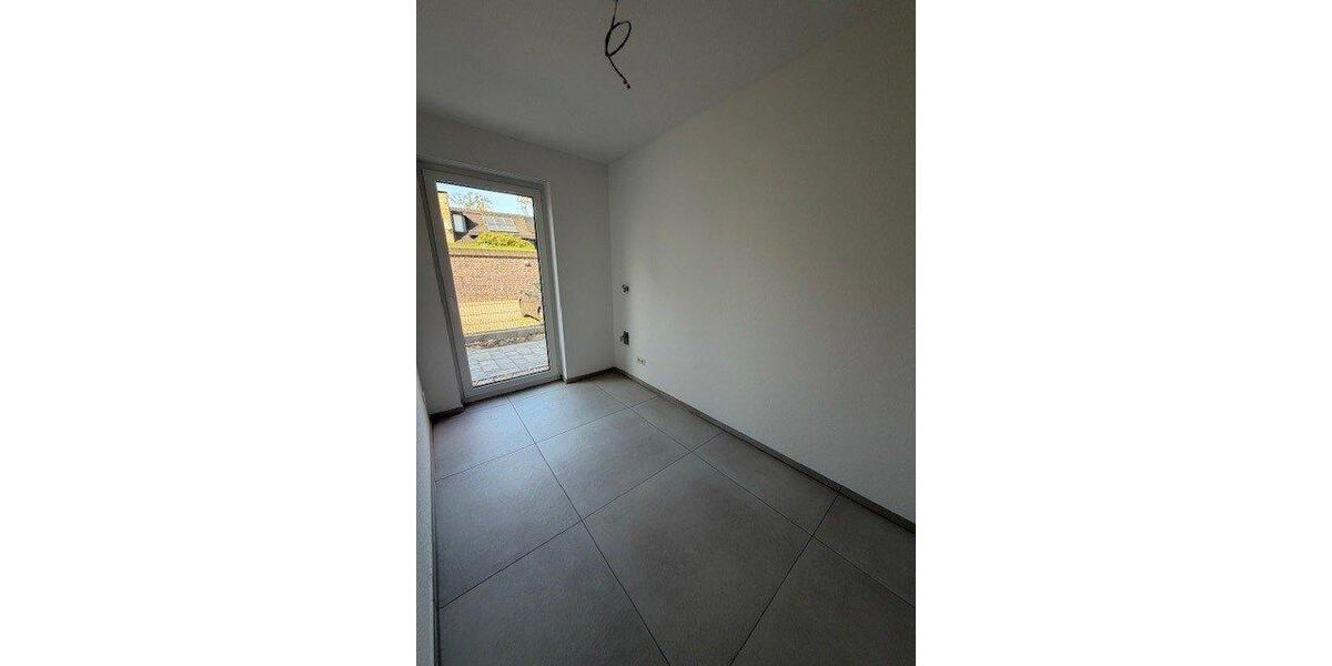 Erdgeschoßwohnung Bad Zwischenahn - 3 Zimmer, 92 m&sup2;, 1.330&euro; | Angebot:26330517