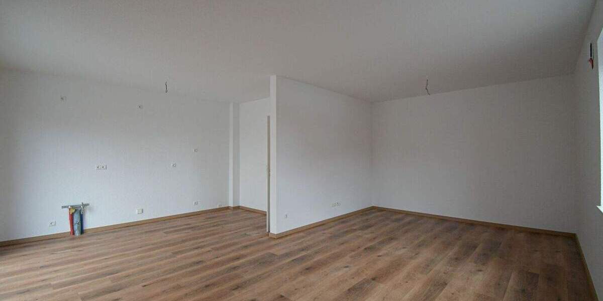 Etagenwohnung Edewecht - 3 Zimmer, 81 m&sup2;, 1.000&euro; | Angebot:25898383