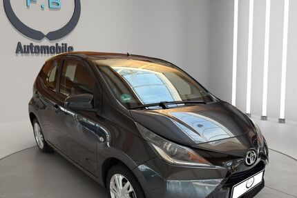 Toyota Aygo (X) 81.000 km 7.799 &euro; Hude 27798