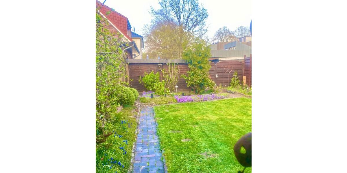 Einfamilienhaus Oldenburg Kreyenbrück - 9 Zimmer, 194 m&sup2;, 410.000&euro; | Angebot:26716551